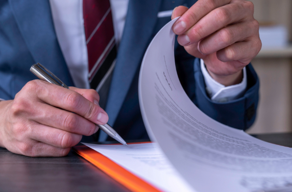 Commercial law Solicitors in Manchester