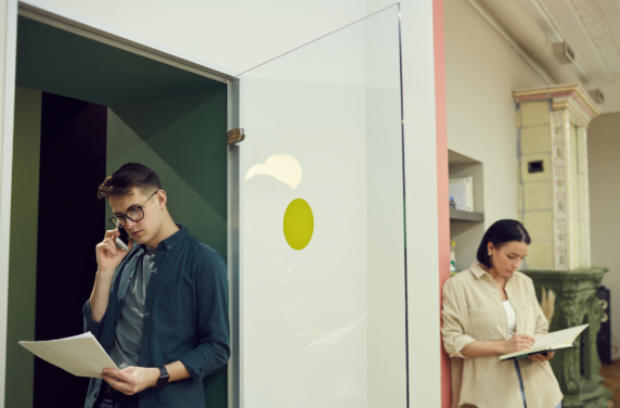 Commercial lawyers in Swindon