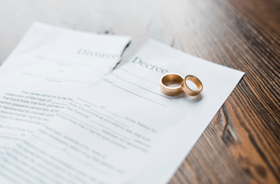 Civil partnership dissolution solicitors in Reading