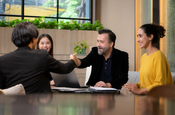 Commercial Solicitors In Luton