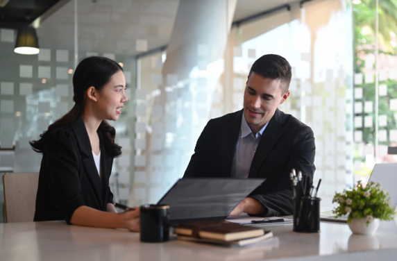 Commercial law Solicitors in Winchester