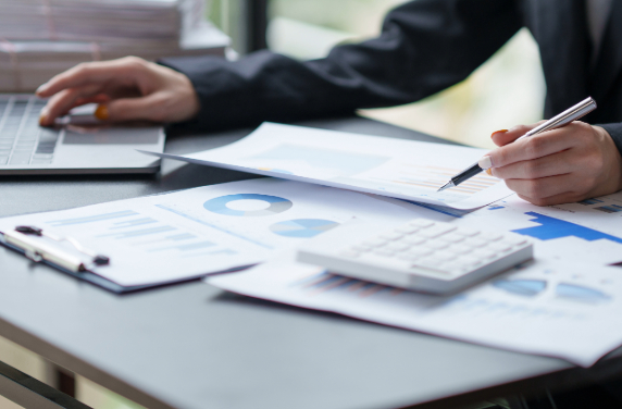 Financial separation solicitors in Winchester