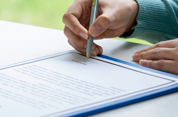 Pre-nuptial agreement solicitors in Chippenham