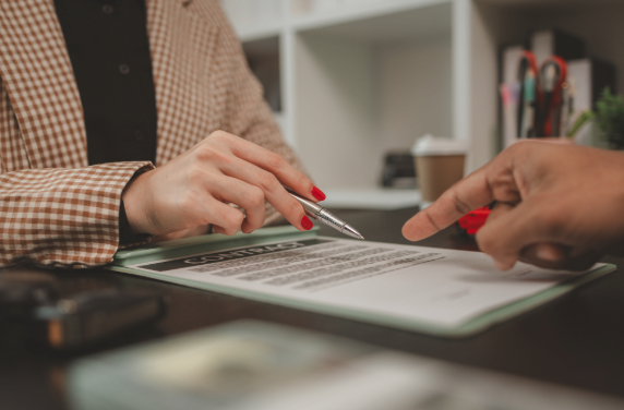 Signing a settlement agreement