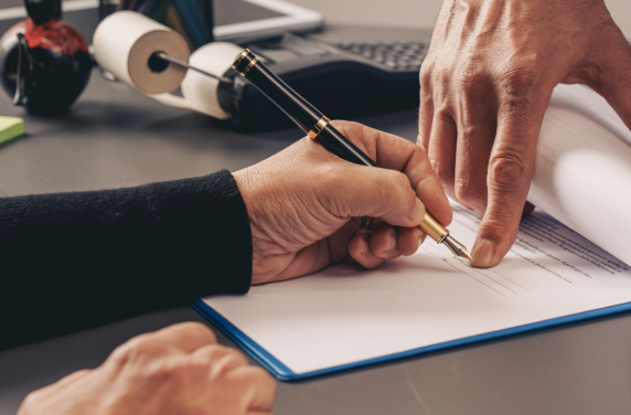 Signing a settlement agreement