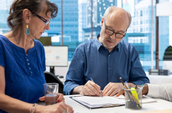 Signing a settlement agreement