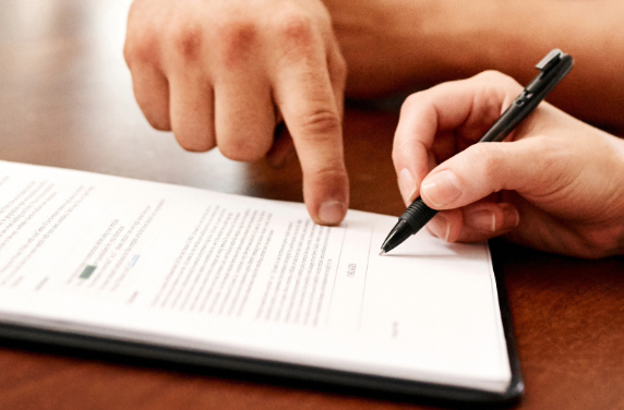 Signing a settlement agreement