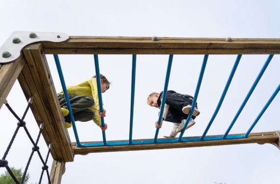 Chil law solicitors in Walton-on-Thames