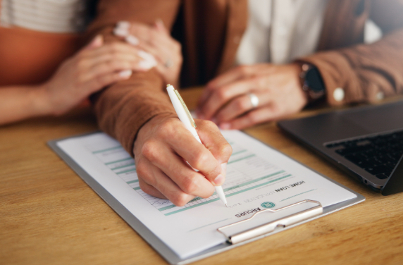 Pre-nuptial agreement solicitors in Hitchin